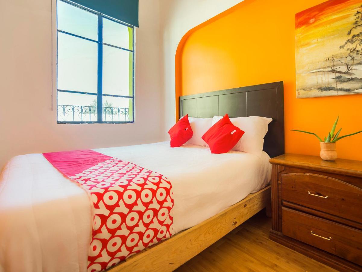 Oyo Hotel Hare Krishna Монтеррей Экстерьер фото