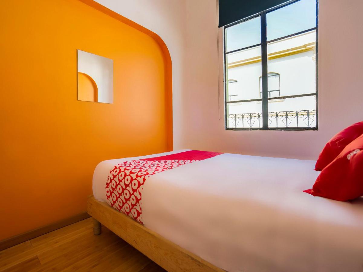 Oyo Hotel Hare Krishna Монтеррей Экстерьер фото
